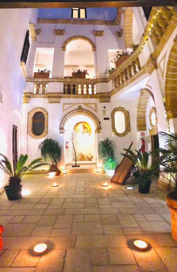 Al Pescatore Hotel & Restaurant Галлиполи Экстерьер фото
