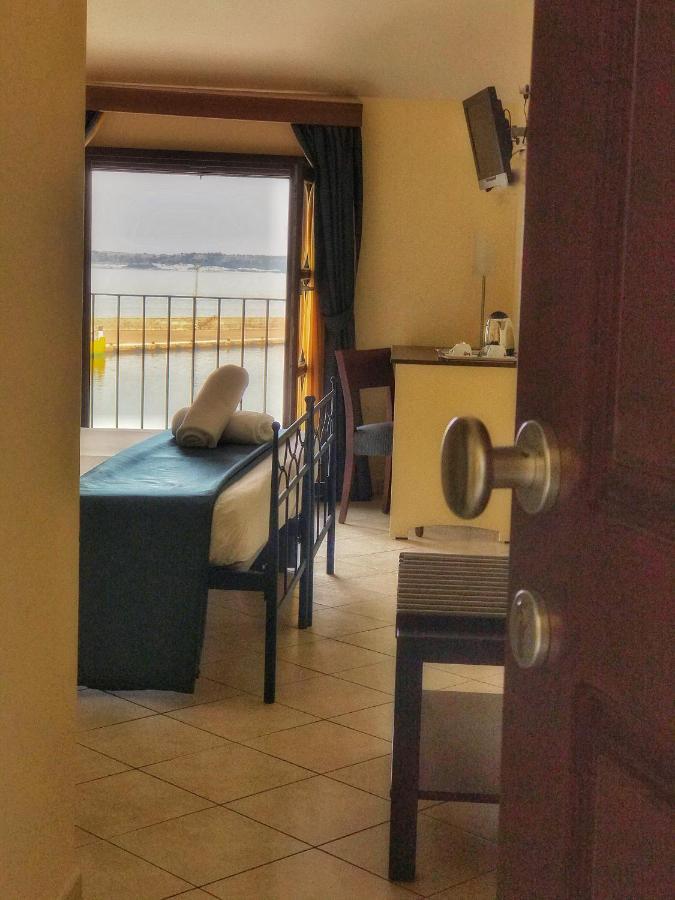 Al Pescatore Hotel & Restaurant Галлиполи Экстерьер фото